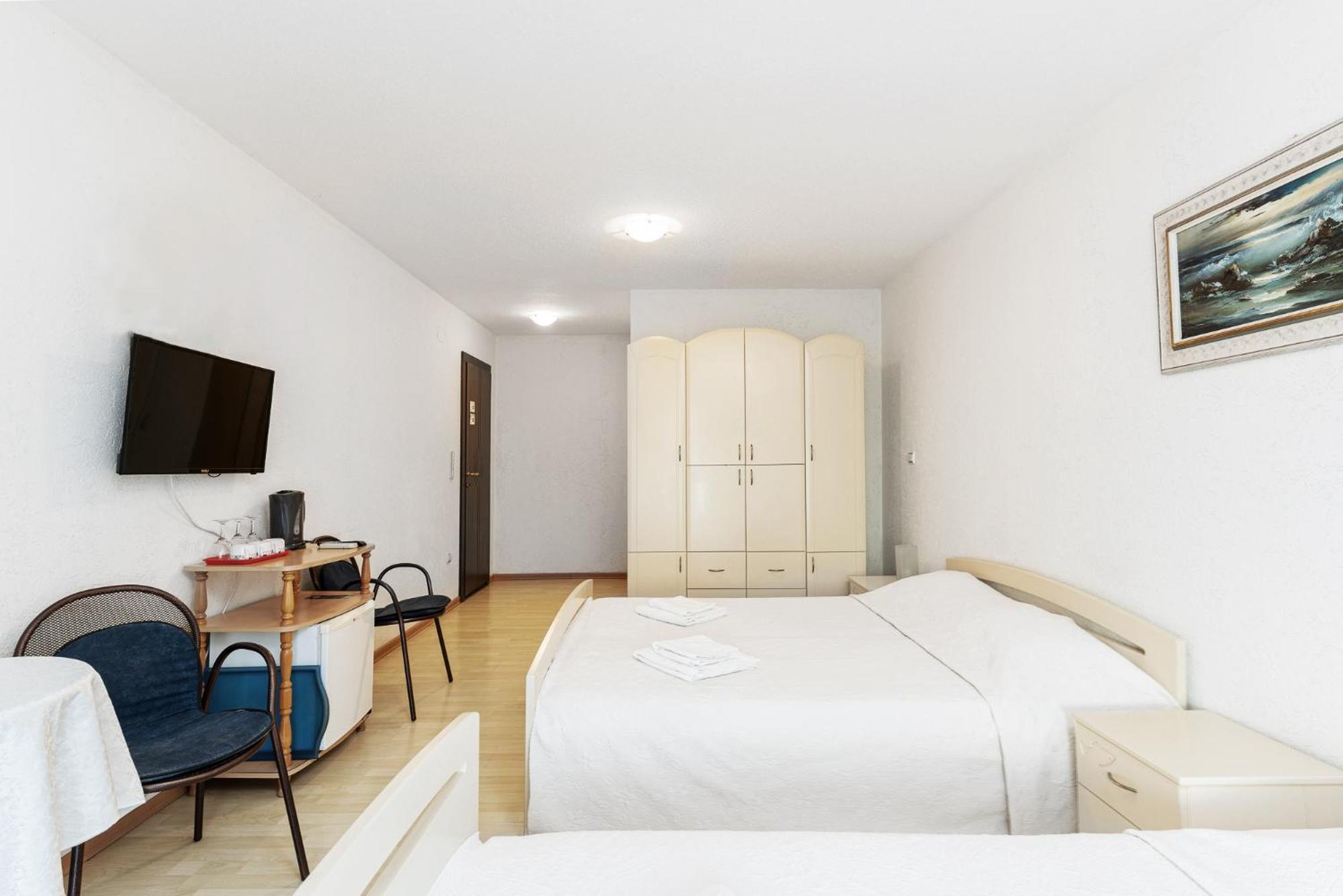 Sun Guest House Будва Екстер'єр фото