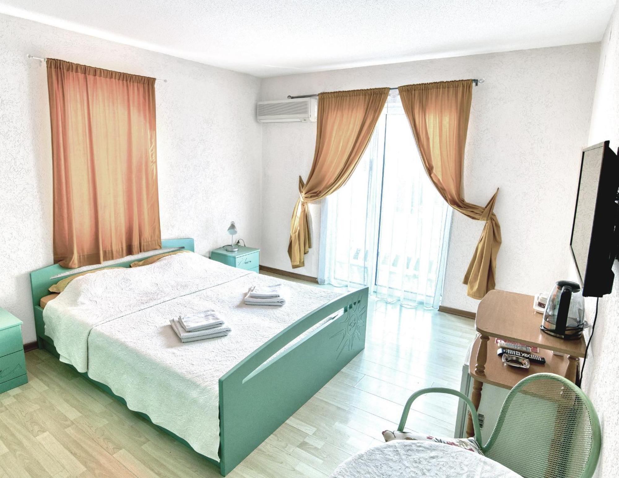 Sun Guest House Будва Екстер'єр фото