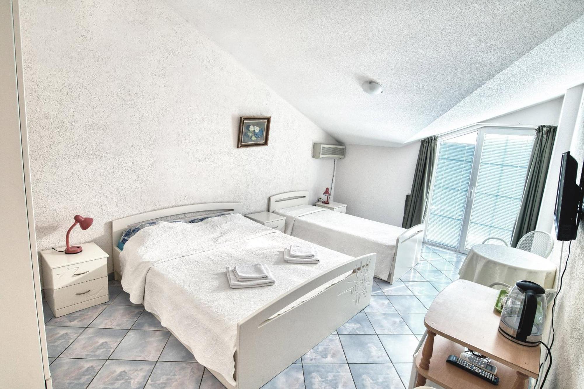 Sun Guest House Будва Екстер'єр фото
